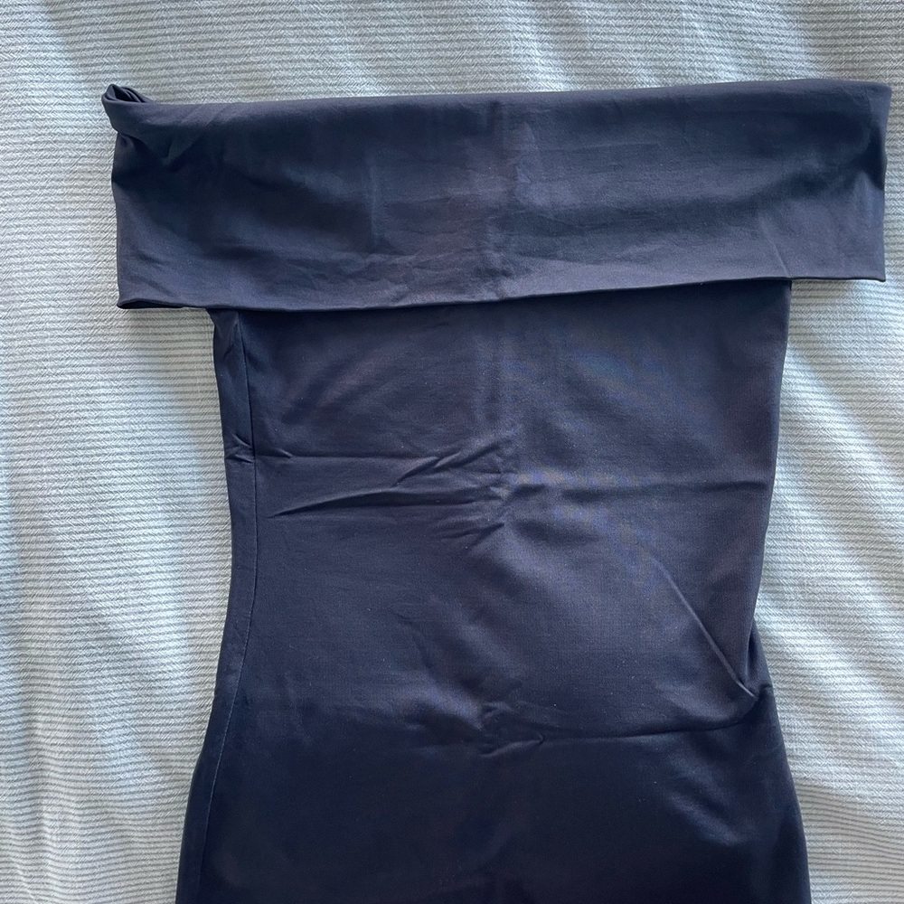 Aritzia Contour Off the Shoulder Top